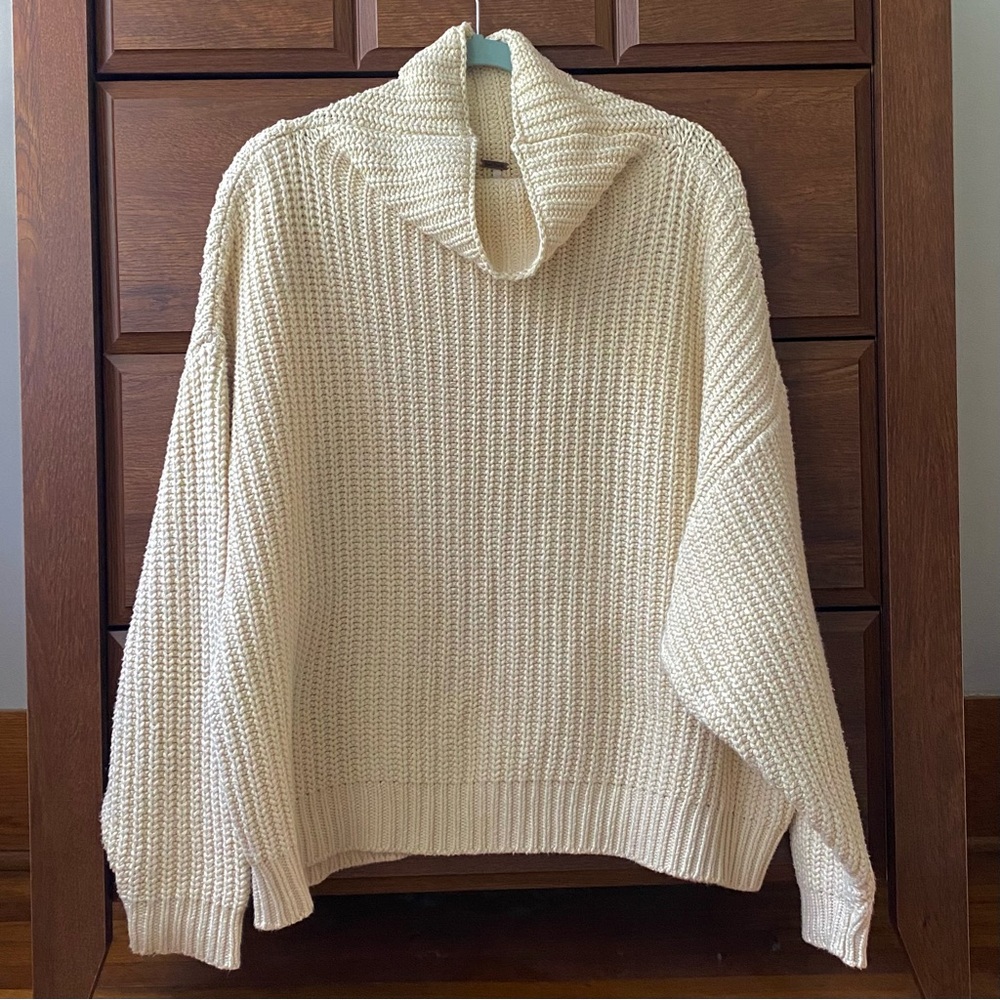 FREE PEOPLE Swim Too Deep sweater - size XS